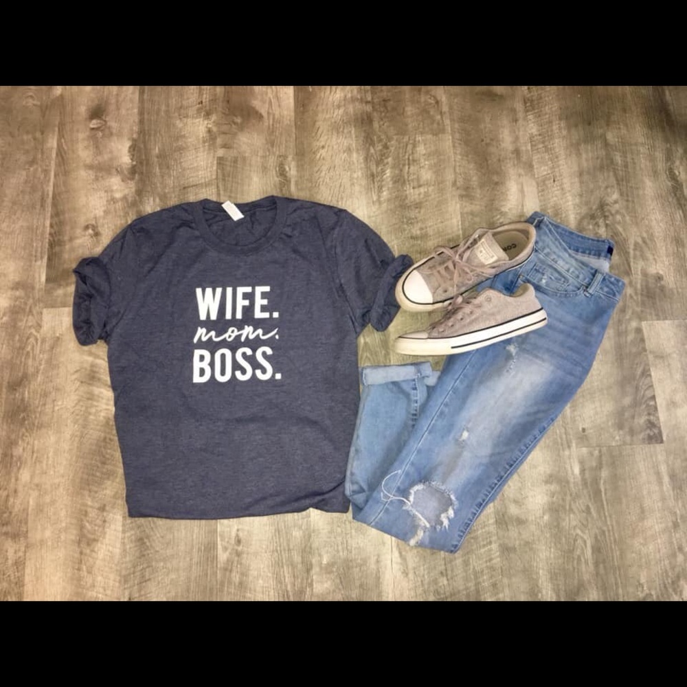 Women’s graphic tee